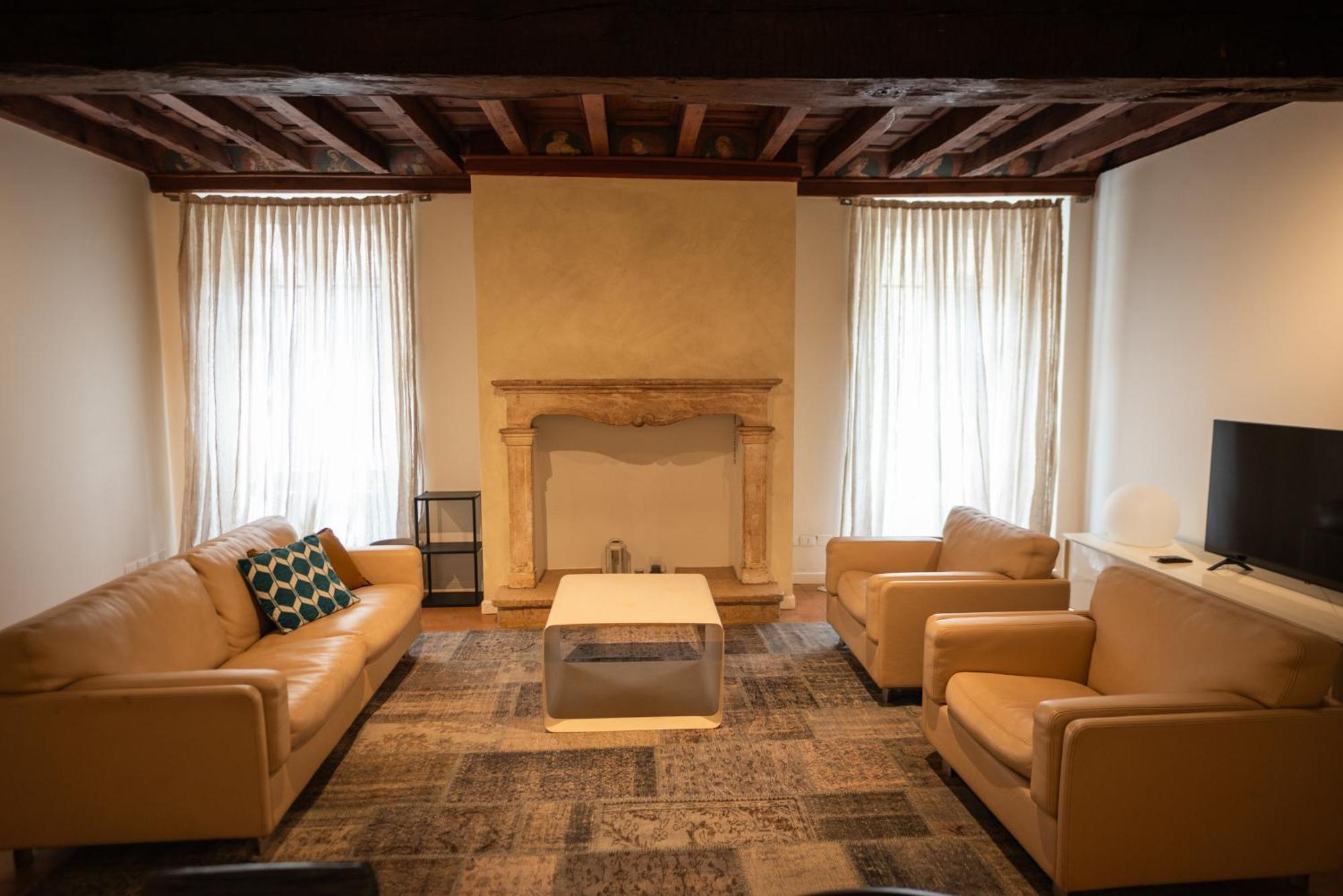 Suite N7 - Rifugio D'Epoca Con Posto Auto เบรเชีย ภายนอก รูปภาพ